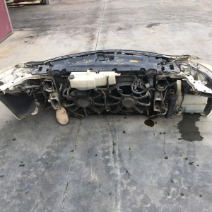 Ноускат Nissan Skyline V36 VQ25 a/t дефект крепления фар ф.100-63861