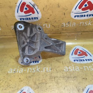 Кронштейн кпп Bentley BEB Continental 3W '2005 R 3W0399114A